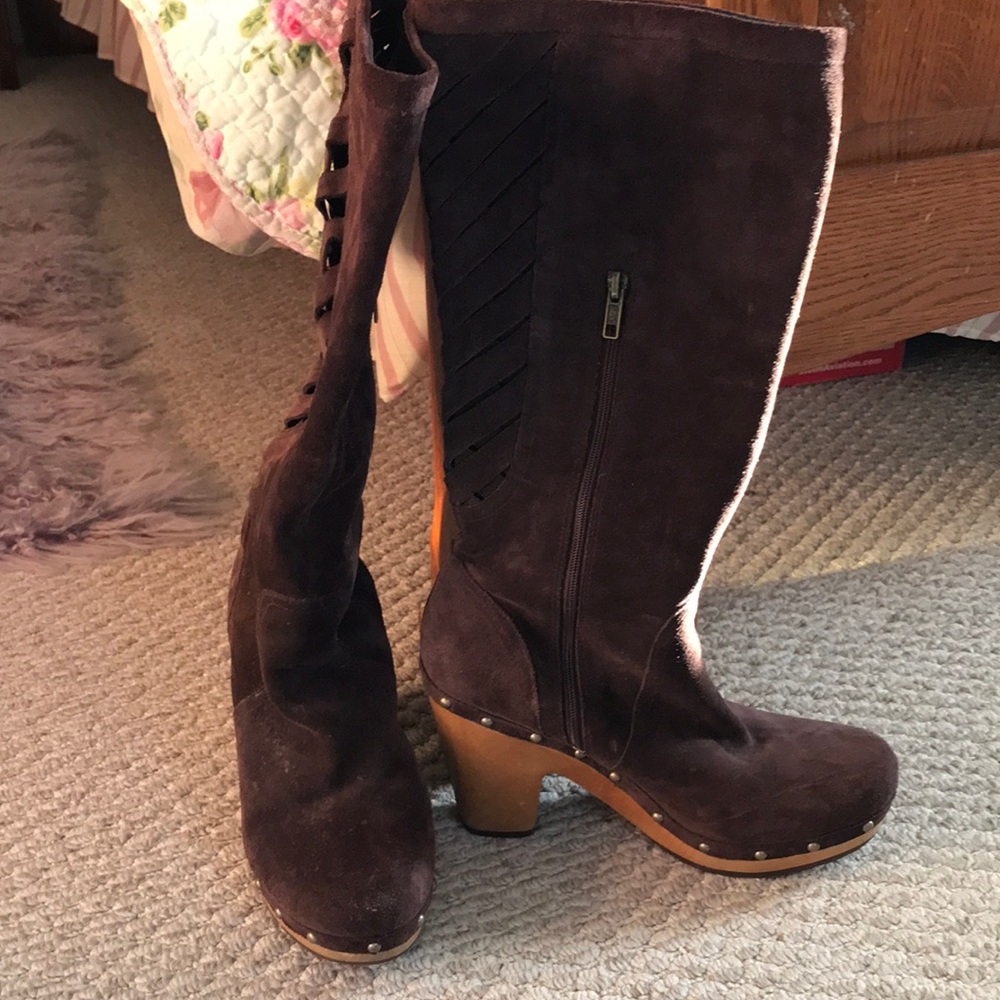 Uggs Clog Boots 10